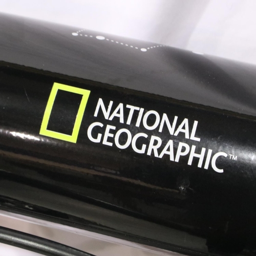 592 - National Geographic premium telescope 76/700 EQ, complete, on equatorial mount with National Geograp... 