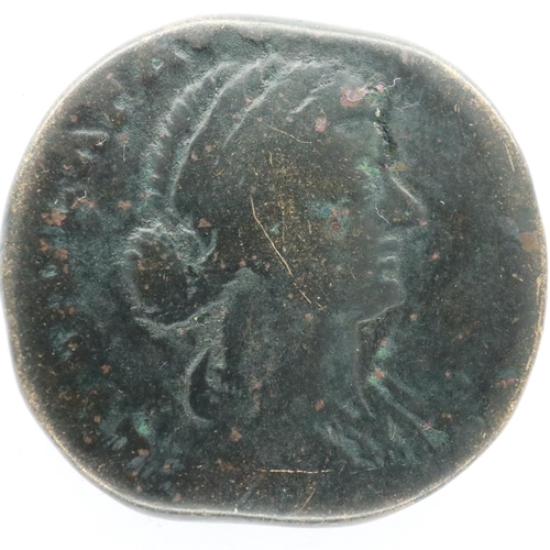 2157 - Roman bronze sestertius of Empress Lucilla. UK P&P Group 0 (£6+VAT for the first lot and £1+VAT for ... 