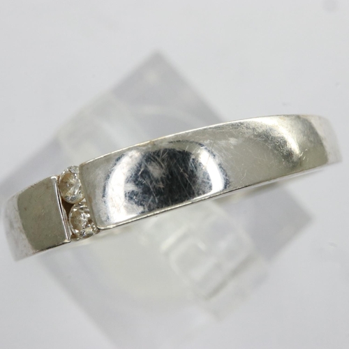 10 - 9ct white gold ring set with two diamonds, size L/M, 1.7g. UK P&P Group 0 (£6+VAT for the first lot ... 