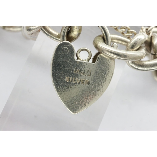 46 - Hallmarked silver bracelet with padlock clasp and safety chain, L: 18 cm. UK P&P Group 1 (£16+VAT fo... 