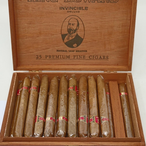 138 - Twenty cased King Edward invincible deluxe cigars. P&P Group 1 (£14+VAT for the first lot and £1+VAT... 