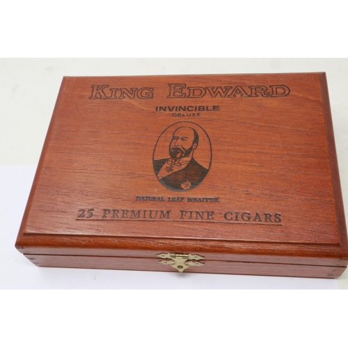 138 - Twenty cased King Edward invincible deluxe cigars. P&P Group 1 (£14+VAT for the first lot and £1+VAT... 