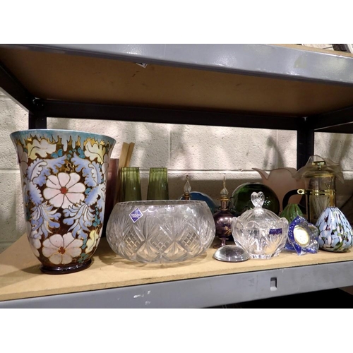 1030 - Quantity of mixed crystal including Waterford, Edinburgh Crystal and coloured glass. Not available f... 