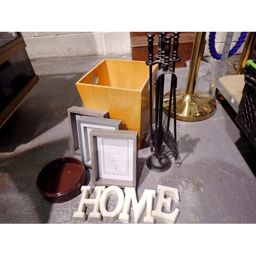 1056 - Mixed items including photo frames, wooden letters and a companion set. Not available for in-house P... 