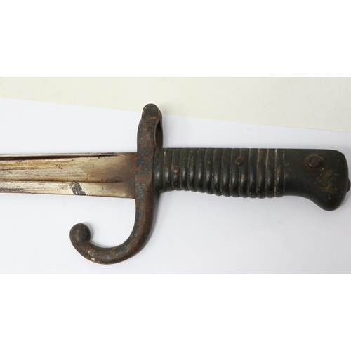 157 - French 19th century chassepot sword bayonet with metal scabbard and hooked quillon, dated 1868. UK P... 