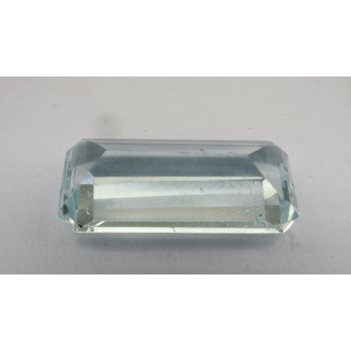 49 - Natural emerald cut loose aquamarine stone: 1.85ct. UK P&P Group 1 (£16+VAT for the first lot and £2... 