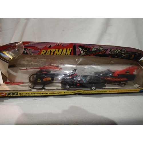 2086 - Corgi Batmobile, bat boat and helicopter set 40, contents near mint condition, batcopter has one bla... 