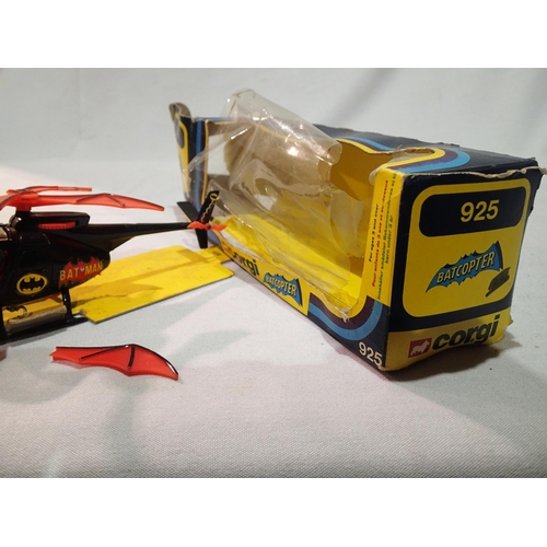 2086 - Corgi Batmobile, bat boat and helicopter set 40, contents near mint condition, batcopter has one bla... 