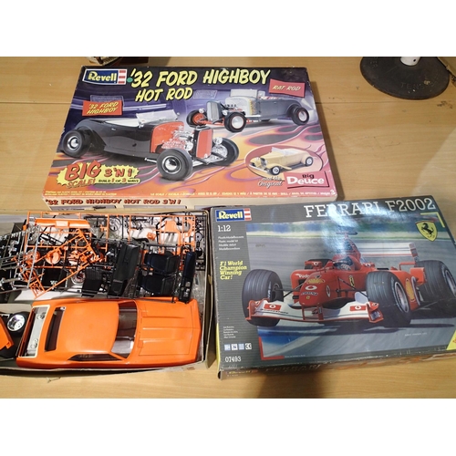 2087 - Three part built large scale car kits; Revell 1/8th scale 32 Ford Highboy Hot Rod 3 in 1, Revell 1/1... 