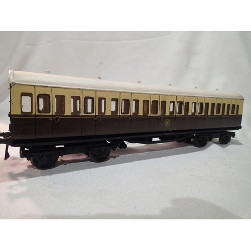 2105 - O gauge scratch/kit built G.W.R suburban coach, wood/metal, in fair to good condition. UK P&P Group ... 