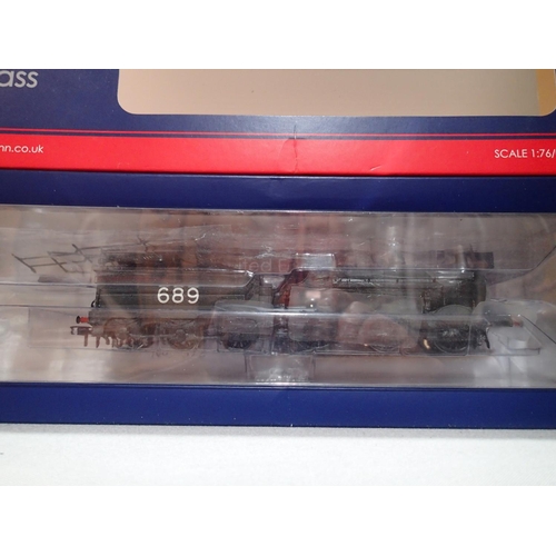 2258 - OO gauge Bachmann 31-460 K, C class 689, wartime grey, SE and CR Livery, in near mint condition, box... 