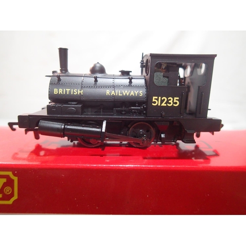 2316 - OO gauge Hornby R2927 Pug, 51235, Black, British Railways in near mint condition, storage wear to bo... 