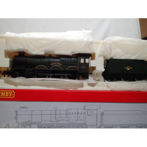 2322 - OO gauge Hornby R2736 Castle class, 7013, Bristol Castle, Green, Late Crest in near mint condition, ... 