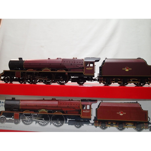 2323 - OO gauge Hornby R2447, Princess class, 46207, Princess Arthur of Connaught, Maroon, Late Crest in ne... 