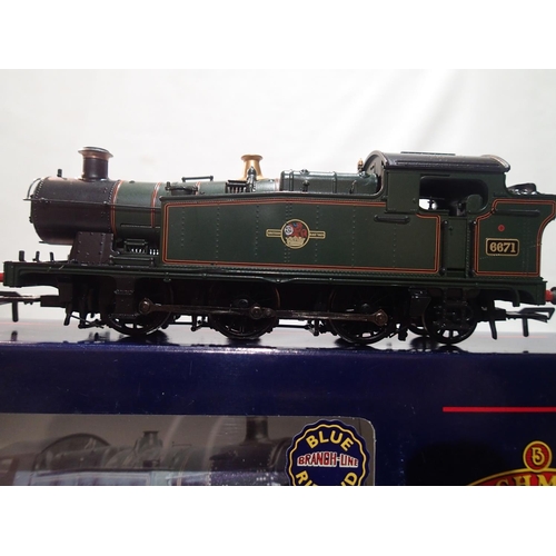 2325 - OO gauge Bachmann 32-076 DC, class 56xx, Green, 6671, Late Crest, detail fitted, in near mint condit... 