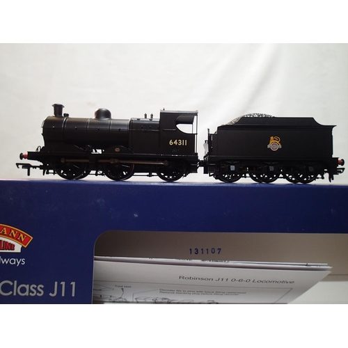 2341 - OO gauge Bachmann 31-319 class J11, Black, 64311, Early Crest, in near mint condition, box with stor... 