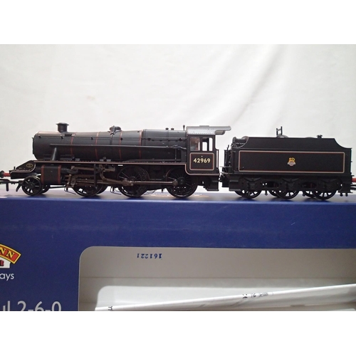 2347 - OO gauge Bachmann 31-691, Mogul, 42969, Black, Early Crest in near mint condition, box with storage ... 