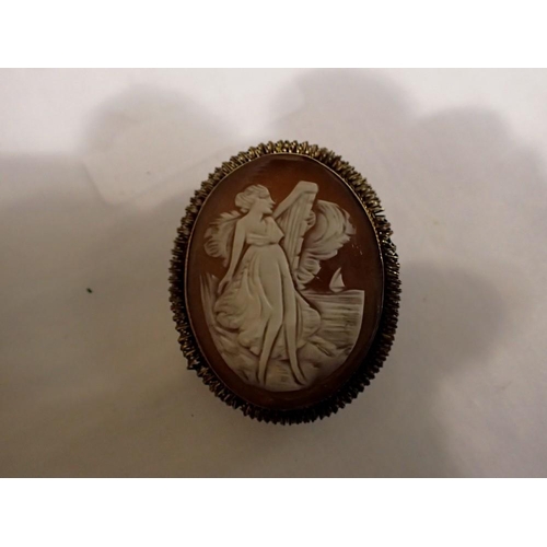 1057 - Dancing lady cameo brooch, 30 x 40 cm. UK P&P Group 1 (£16+VAT for the first lot and £2+VAT for subs... 