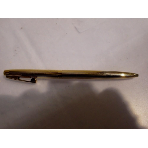 1088 - Sheaffer gold plated ball point pen. UK P&P Group 1 (£16+VAT for the first lot and £2+VAT for subseq... 