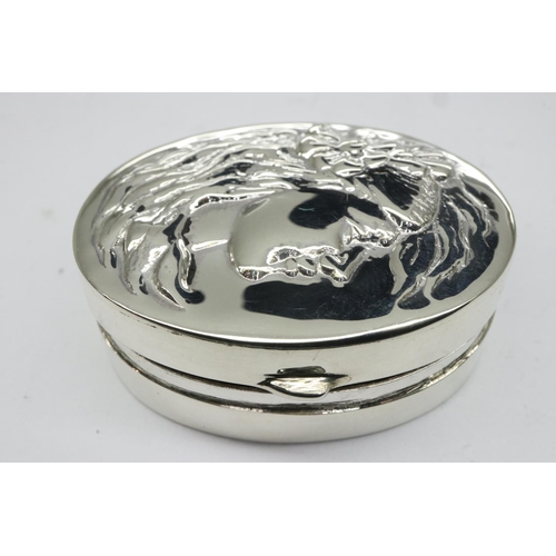 99 - 925 silver Art Deco style pill box, L: 32 mm. UK P&P Group 1 (£16+VAT for the first lot and £2+VAT f... 