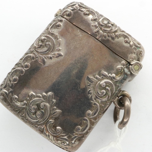 102 - Hallmarked silver vesta case, the body of ogee form and with relief decoration, Birmingham assay, 27... 