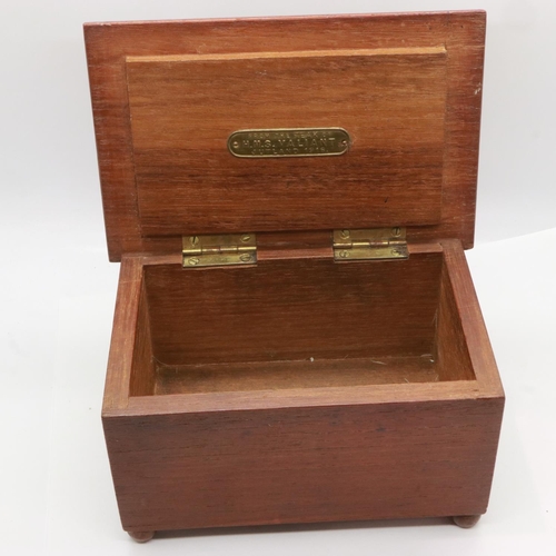 168 - Wooden box made from the teak of HMS Valiant Jutland 1916. UK P&P Group 2 (£20+VAT for the first lot... 