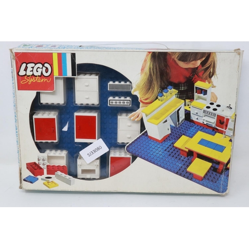 178 - Lego Living Room set 261 issued 1971, near complete with instructions etc. UK P&P Group 1 (£16+VAT f... 