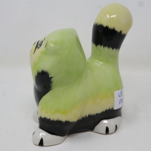 258 - Lorna Bailey cat, Fluffy, no cracks or chips, H: 13 cm. UK P&P Group 1 (£16+VAT for the first lot an... 