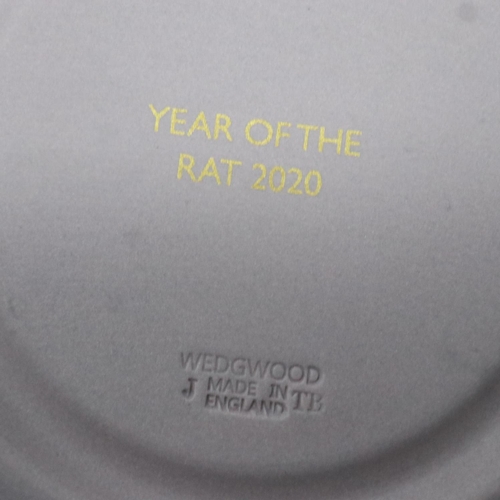 260 - Wedgwood Jasperware plate, Year of the Rat 2020, no cracks or chips, D: 13 cm, boxed. UK P&P Group 1... 