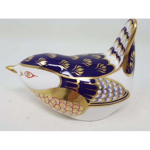 276 - *** WITHDRAWN*** Royal Crown Derby wren paperweight, seconds quality with silver stopper, L: 80 mm. ... 