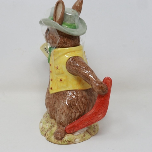 244 - Royal Doulton Bunnykins teapot, Aussie Explorer special edition D7027, no cracks or chips, H: 20 cm.... 