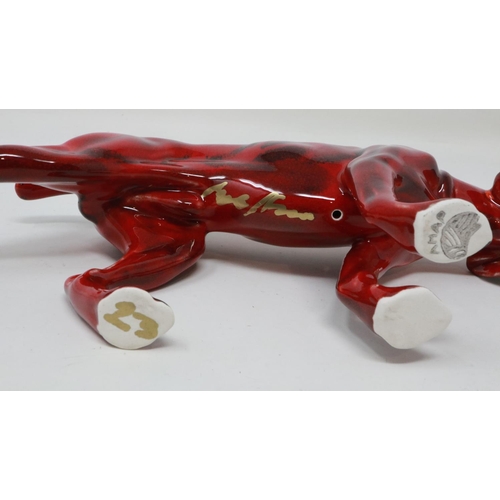 246 - Anita Harris dog, signed in gold, no cracks or chips, L: 22 cm. UK P&P Group 2 (£20+VAT for the firs... 