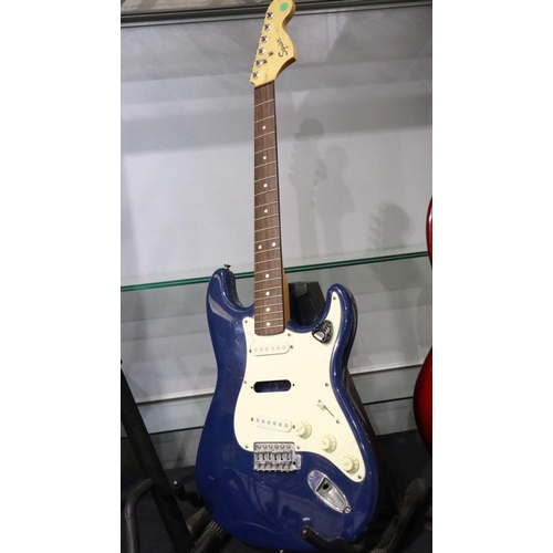 347 - Squier strat by Fender electric guitar, serial number CY00010002. Not available for in-house P&P