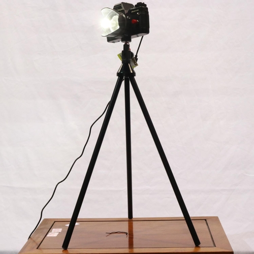 432 - LED camera lamp, made from a Praktica BC1 electronic camera with power supply and tripod about 60cm ... 