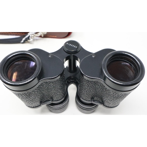 434 - Carl Zeiss Jena Jenoptem 8x30 binoculars in a leather case. UK P&P Group 2 (£20+VAT for the first lo... 