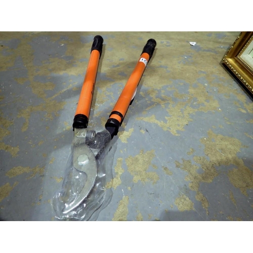 1821 - Marksman telescopic loppers. Not available for in-house P&P