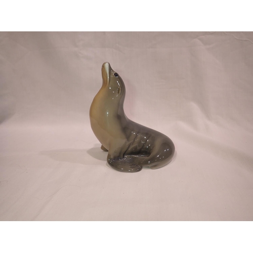 211 - Royal Copenhagen figurine of a sea lion, no cracks or chips, H: 13 cm. UK P&P Group 1 (£16+VAT for t... 