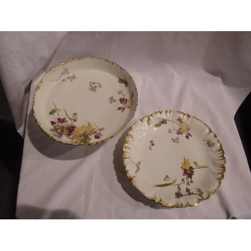 224 - Late 19th/early 20th century French comport and footed plate, chip to rim of plate. UK P&P Group 3 (... 