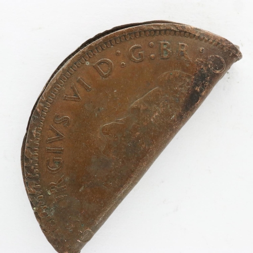 2072 - George VI machine-bent penny (token usage) - exempt grade, UK P&P Group 0 (£6+VAT for the first lot ... 