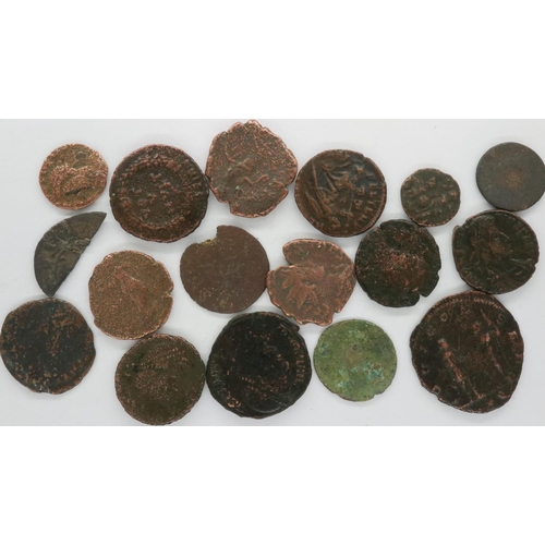 2116 - Lot of UK-found Roman coins c400 AD - circulated, UK P&P Group 0 (£6+VAT for the first lot and £1+VA... 