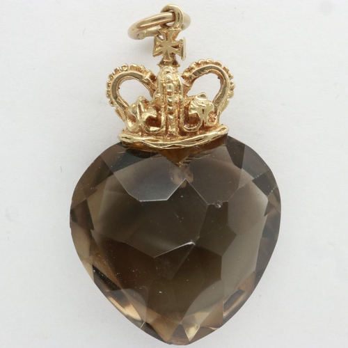 11 - 9ct gold mounted smokey quartz pendant, H: 32 mm, 6.7g. UK P&P Group 0 (£6+VAT for the first lot and... 