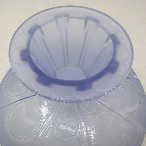 272 - Patterned blue glass comport, D: 23 cm. UK P&P Group 2 (£20+VAT for the first lot and £4+VAT for sub... 