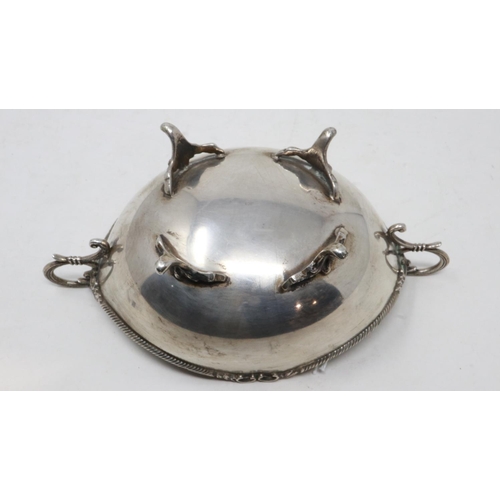 120 - Continental silver twin handled dish marked 830, L: 16 cm, 109g. UK P&P Group 1 (£16+VAT for the fir... 