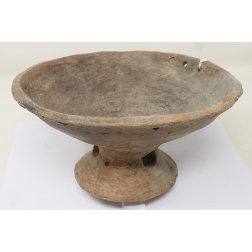 168 - Han Dynasty grey clay bowl, with reticulated foot (likely for burner), D: 20 cm, H: 10 cm, small los... 