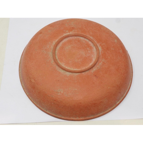 189 - Han Dynasty shallow terracotta receptacle, D: 19 cm, cracked from rim, approximately 5 cm. UK P&P Gr... 