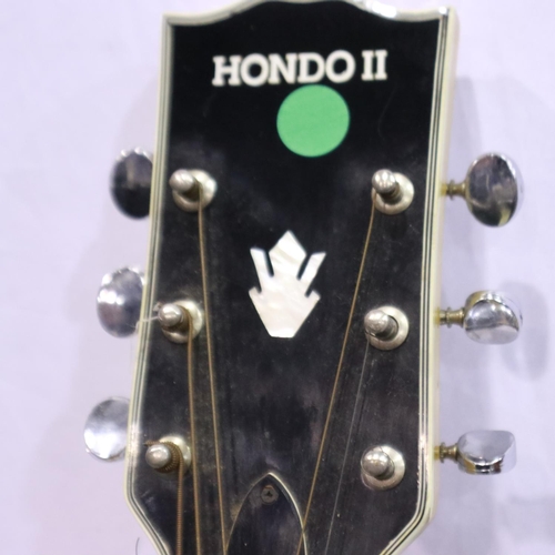 316 - Hondo 2 acoustic guitar, model HJ2OON. Not available for in-house P&P