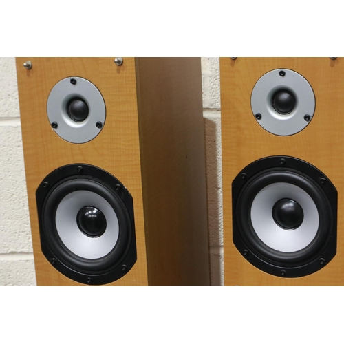 382 - Pair of Bush Acoustics BA 1002 floor standing speakers, 80 x 25 x 17 cm, working at lotting. Not ava... 