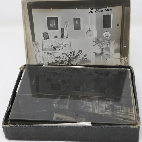 390 - Nineteen glass photographic negatives of the interior of an Edwardian house, 17 x 12 cm. UK P&P Grou... 