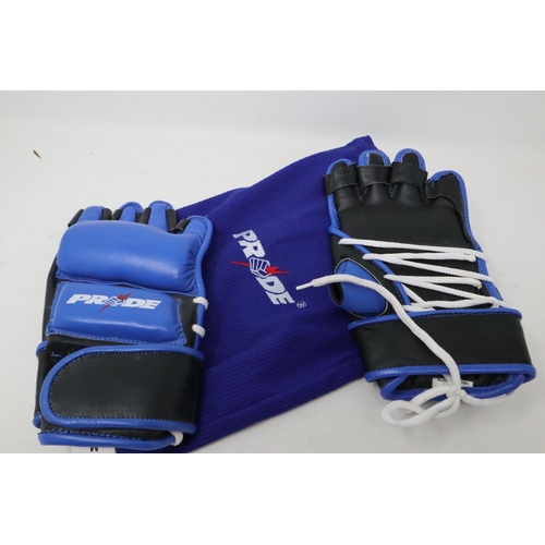 2024 - Pair of Pride UFC fighting gloves with bag. UK P&P Group 1 (£16+VAT for the first lot and £2+VAT for... 