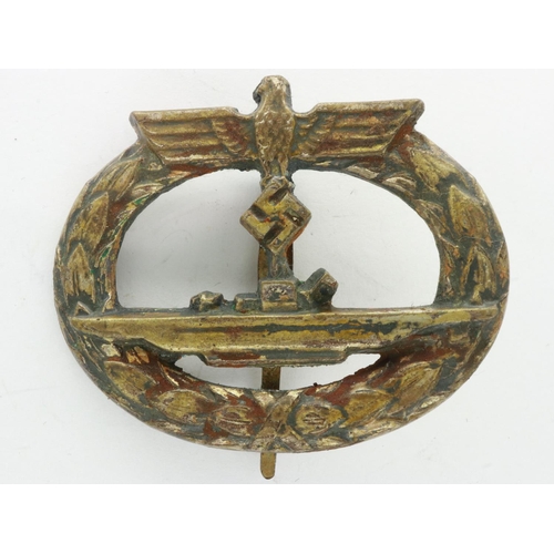 2177 - A German Kriegsmarine U-Boat badge, gold grade, marked for Schwerin Berlin. UK P&P Group 1 (£16+VAT ... 